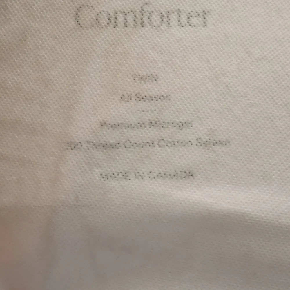 New Quince TWIN  Lightweight Premium Down Alternative Comforter All Season